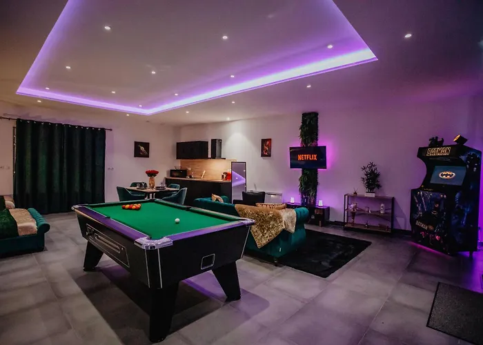Holiday home Le Loft De - Arcade & Billard Omega
