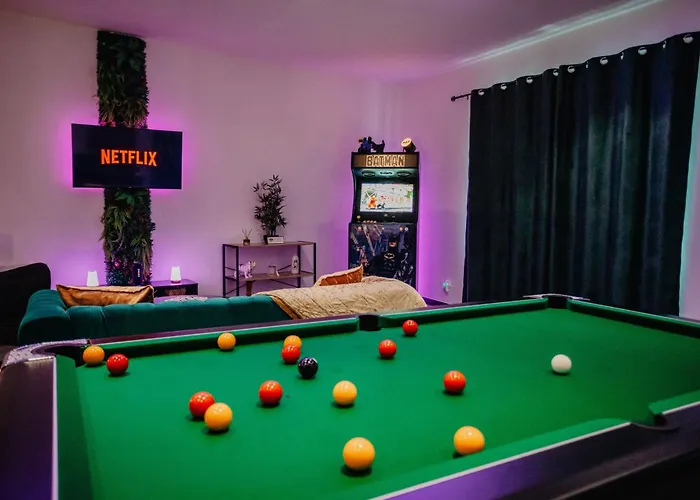 Holiday home Le Loft De - Arcade & Billard Omega